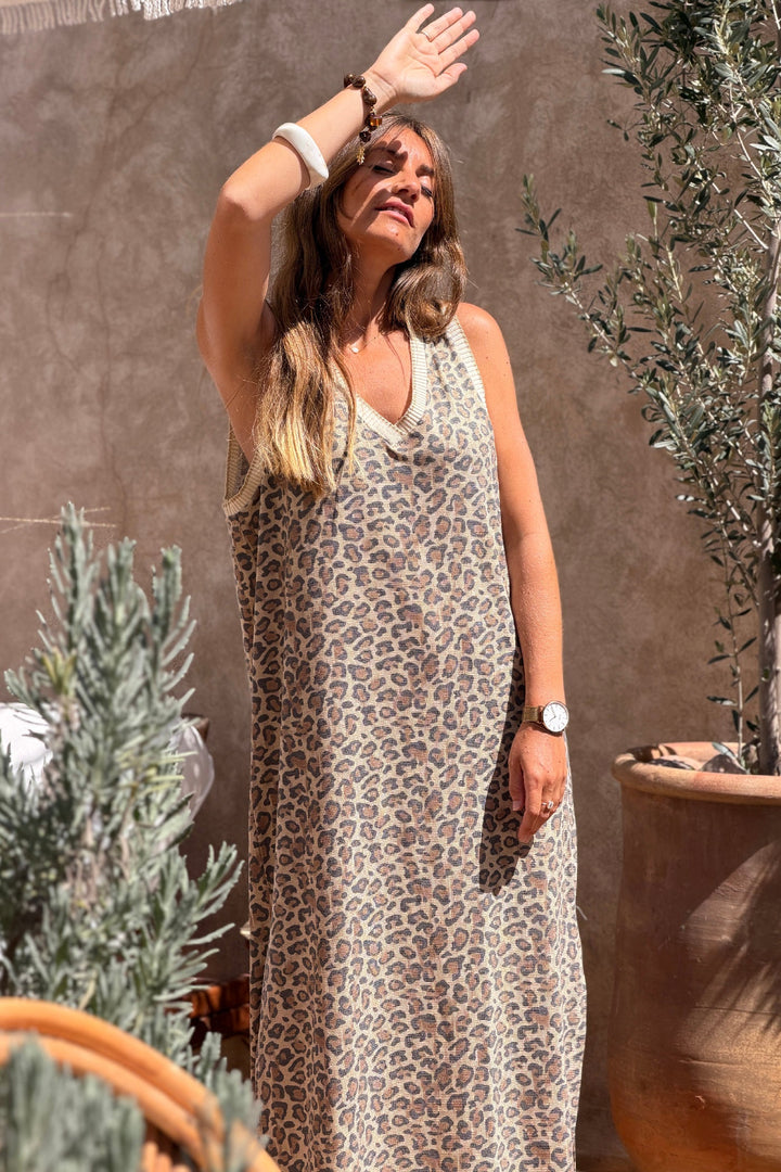 Robe longue à bretelles imprimé léopard brillant lurex